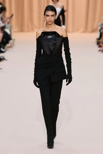 Look 35